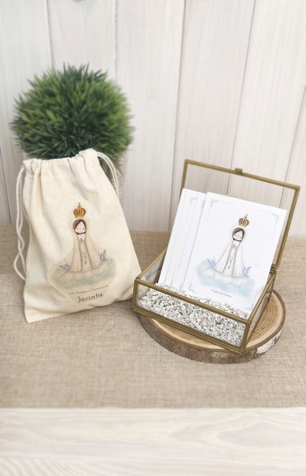 Set Bautizo Niña 1: 24 Santitos + 1 Bolsa de Santitos + Vela Ceremonia
