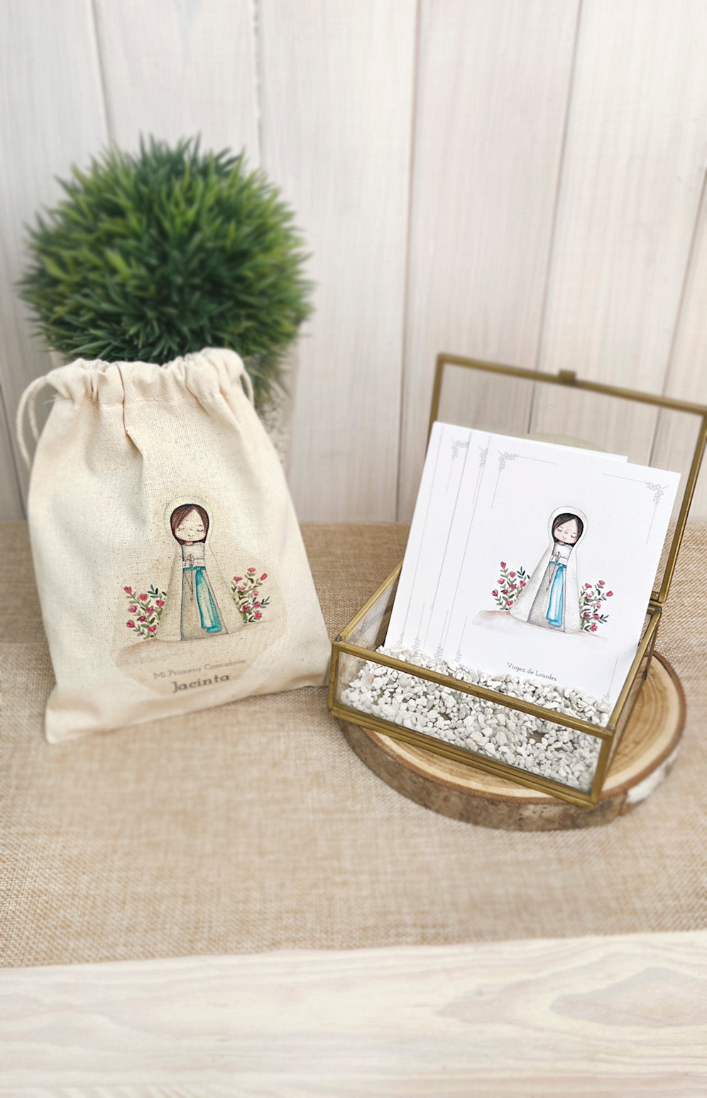 Set Bautizo Niña 1: 24 Santitos + 1 Bolsa de Santitos + Vela Ceremonia